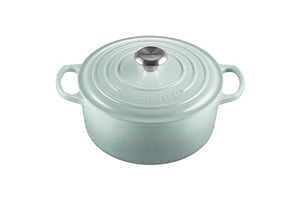 Enameled Cast Iron Signature Round Dutch Oven Lidded 4.5 qt. - Sea Salt