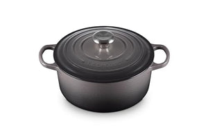 Enameled Cast Iron Signature Round Dutch Oven Lidded 4.5 qt. - Oyster