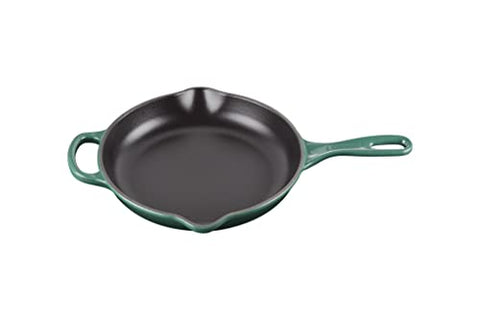 9" Signature Iron Handle Skillet - Artichaut 9" (1-3/8 qt.)