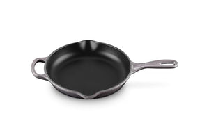 9" Signature Iron Handle Skillet - Oyster 9" (1-3/8 qt.)