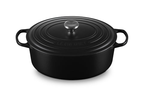 Signature Oval Dutch Oven - Licorice 8 qt.