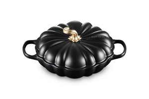 Le Creuset Enameled Cast Iron Signature Pumpkin Braiser, 2.75 qt., Licorice