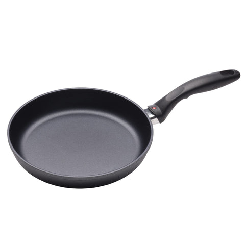 Swiss Diamond 9.5 Inch Frying Pan Nonstick Diamond Frying Pan, Aluminum Coated Skillet, Dishwasher Safe and Oven Safe Fry Pans with Ergonomic Handle