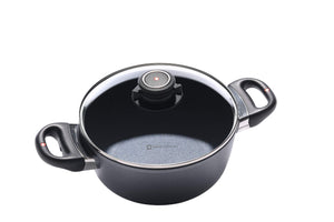 Swiss Diamond 8" 2.3Qt Casserole Pan HD Nonstick Diamond Coated Aluminum Casserole Pan Includes Lid PFOA Free Dishwasher/Oven Safe Casserole Pan Grey…