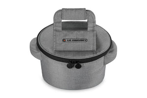 Le Creuset Small Round Tote Bag, Fits 4.5 qt. or 5.5 qt. Round Dutch Oven, Noir