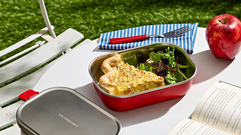Le Creuset Stainless Steel On The Go Lunch Box, 30 oz., Shell Pink